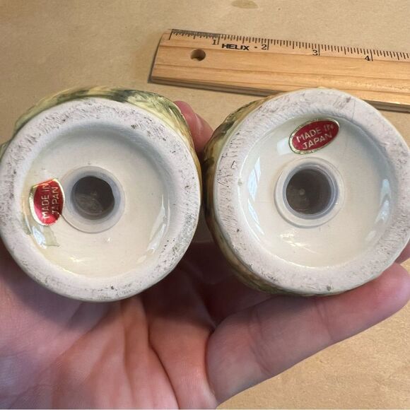 Vintage Corn Shaped Salt and Pepper Shakers - Picture 8 of 8